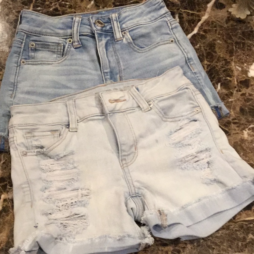 American Eagle Shorts. Size 00. Lot of 2.